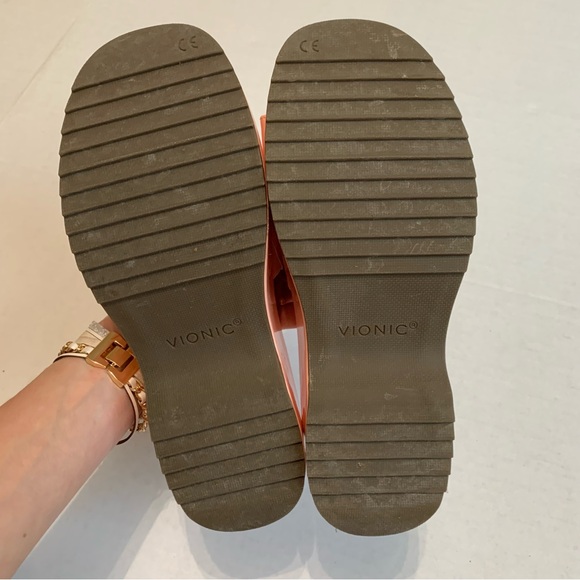 VIONIC Trista Pink Patent Leather Platform Slide Sandals Women’s Size 7 - Picture 5 of 6